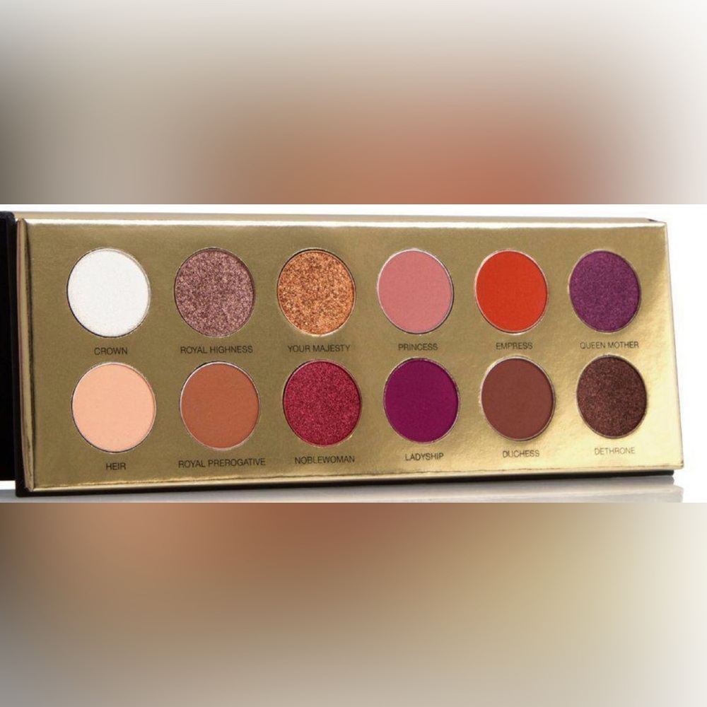 Brand new coloured rain queen of hearts palette